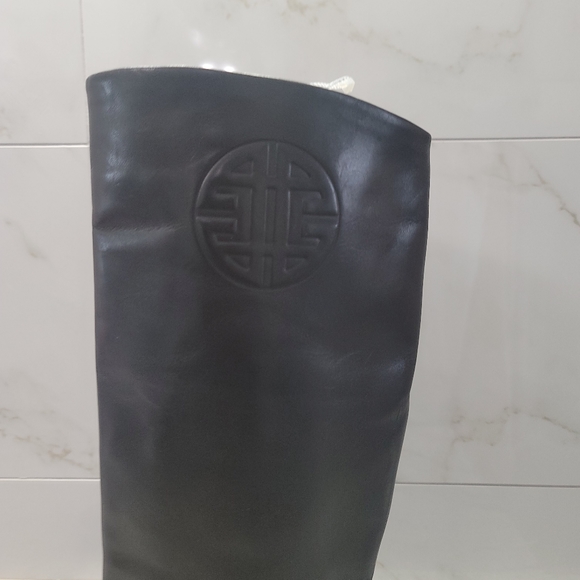 Antonio Melani Kovvaa Logo Embossed Emblem Tall Riding Boots - Picture 9 of 13